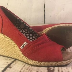 TOMS Red Wedge Heels Size 5.5W Open Toe Canvas